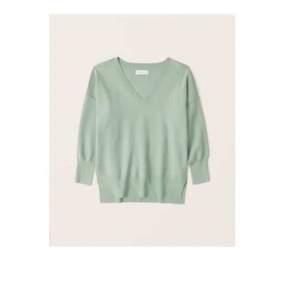 Abercrombie Women's LuxeLoft Oversized V-Neck Sweater